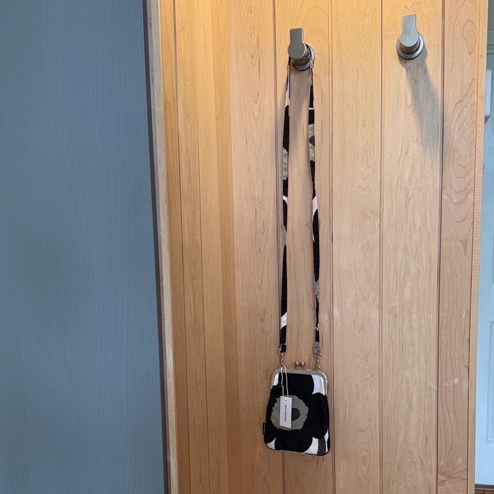 Marimekko Black, White & Olive Unikko Crossbody Pouch - Picture 3 of 9